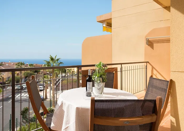 Adeje With Pool, Sea View And Free Wifi شقة *