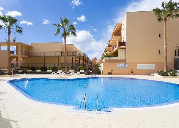 Adeje With Pool, Sea View And Free Wifi شقة